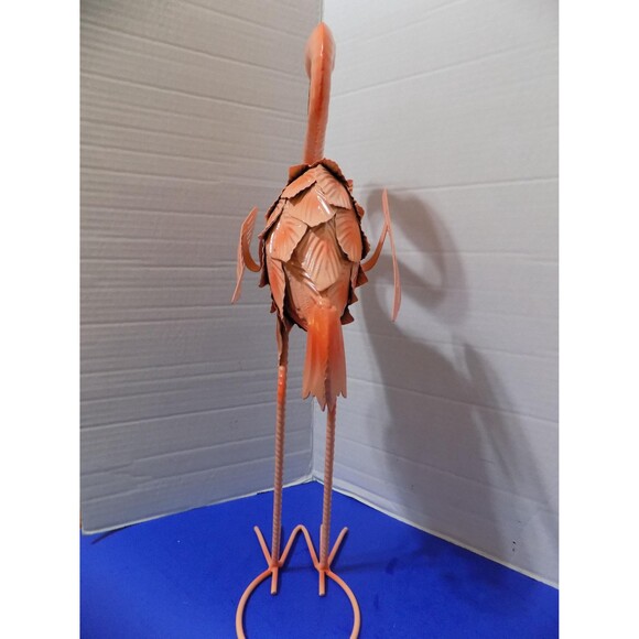 NEW Metal Flamingo Statue Figurine Home Decor Florida Souvenir - Picture 4 of 4